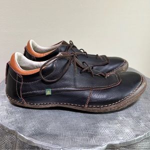 El Naturalista ~ Men’s Black Leather Stone  Therapy Sneaker Shoes